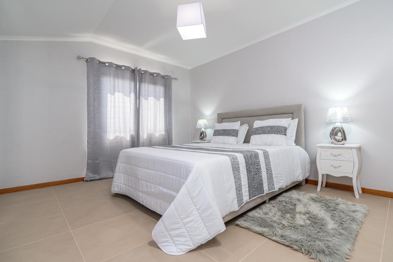 أركو دا كالهيتا Casa Raimunda, Big Apartment With Amazing Views المظهر الخارجي الصورة